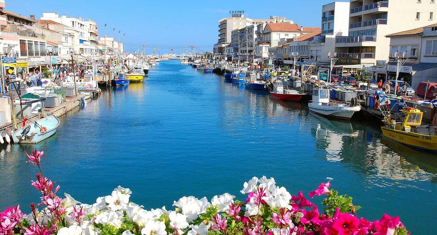 Le canal et le port de pêche de Palavas-les-Flots